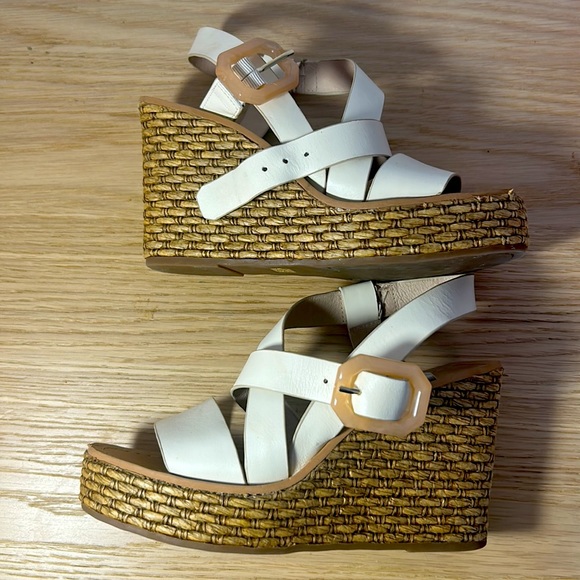 Louie et Cie Ivory Platform Wedge Sandals - Picture 2 of 3